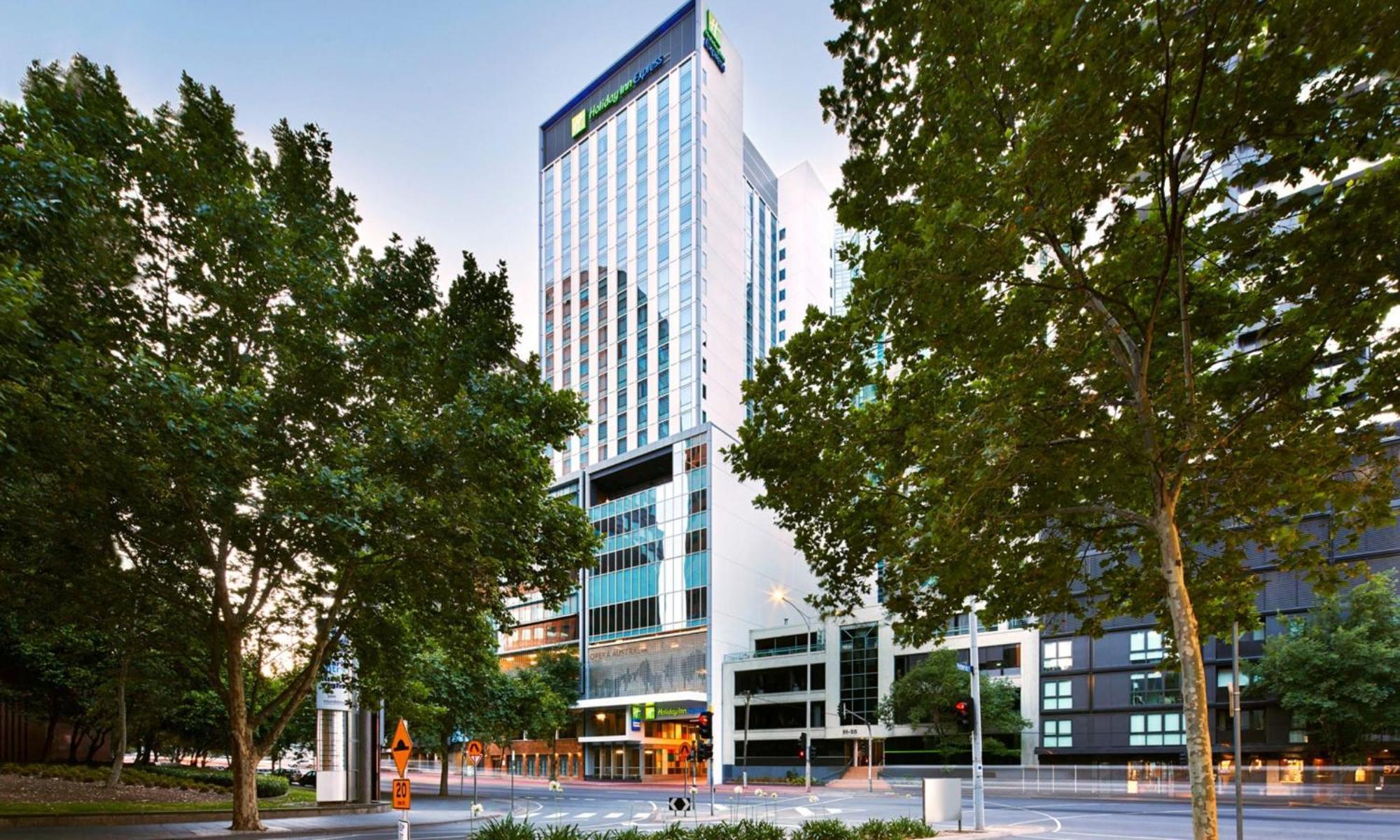 Holiday Inn Express Melbourne Southbank By Ihg Екстериор снимка