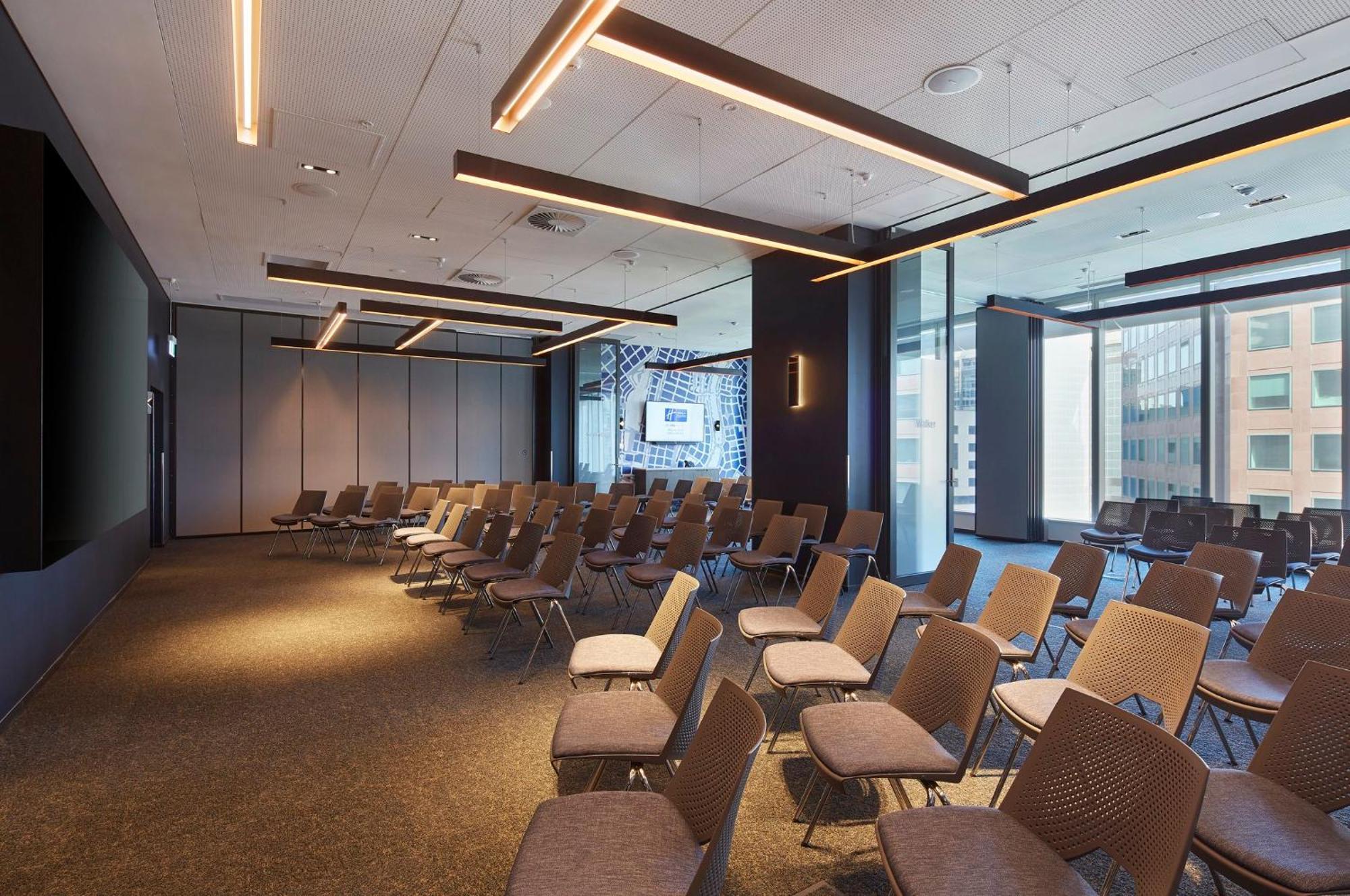 Holiday Inn Express Melbourne Southbank By Ihg Екстериор снимка