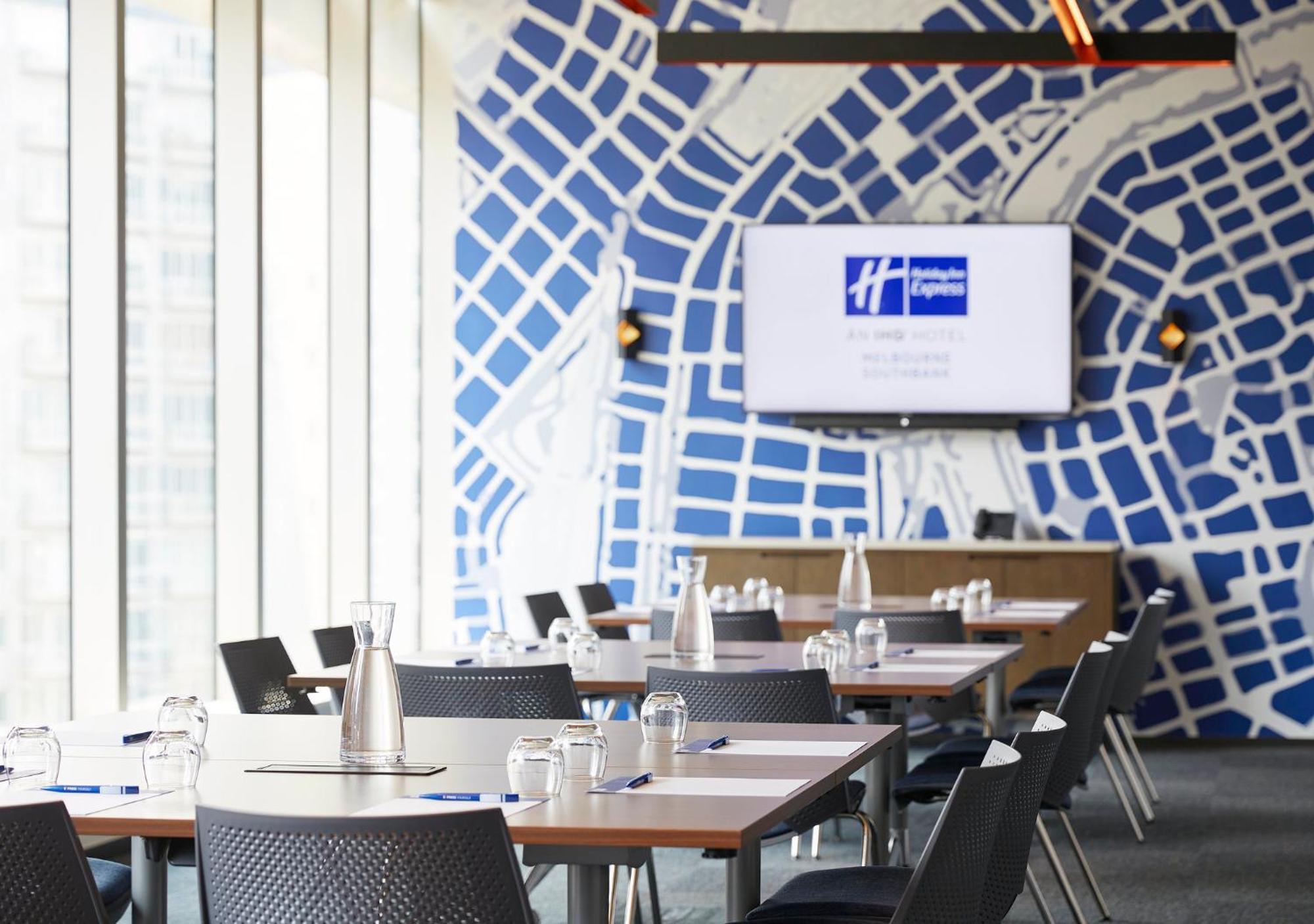 Holiday Inn Express Melbourne Southbank By Ihg Екстериор снимка