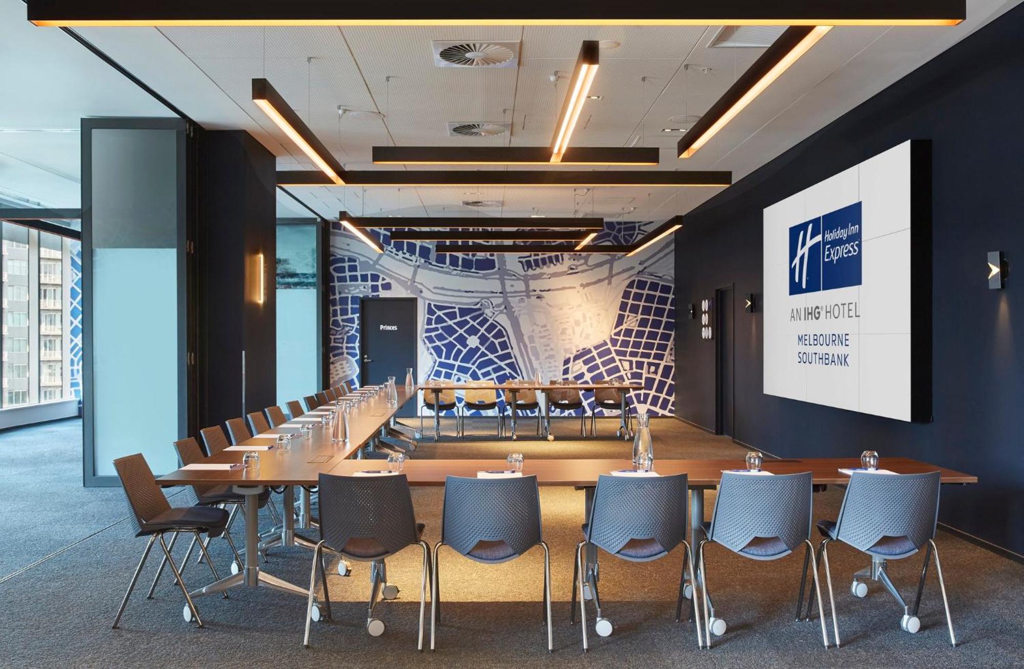 Holiday Inn Express Melbourne Southbank By Ihg Екстериор снимка
